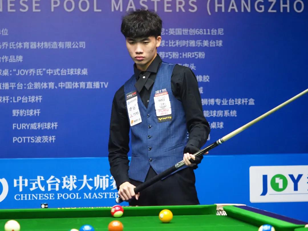 公共汽车和 公共汽车和