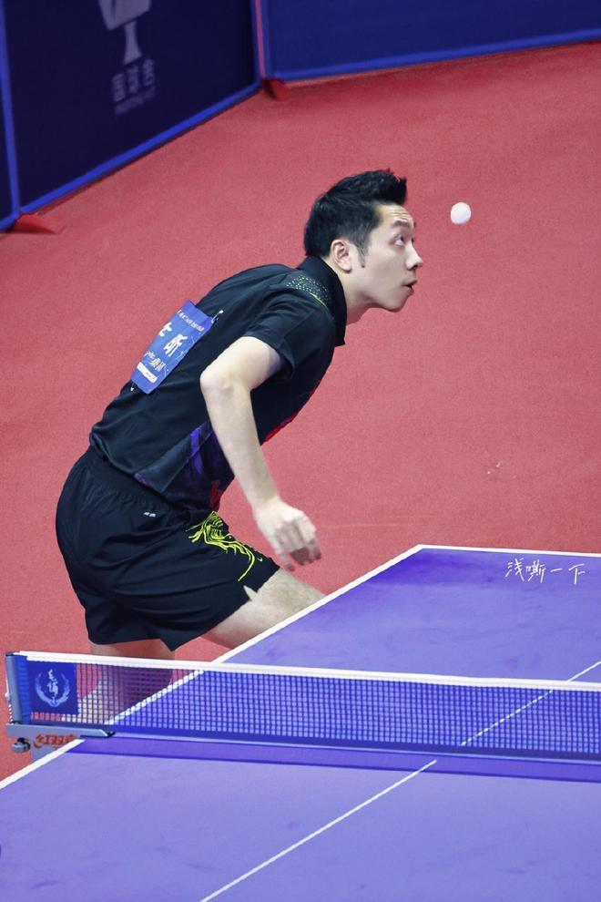 的转会费引 的转会费引